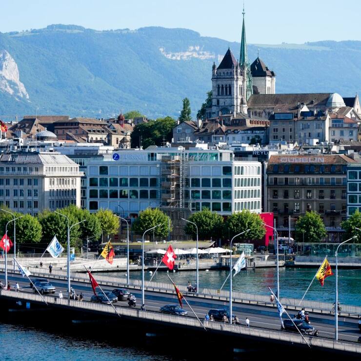 Malgré cette remontada, l'indice reste en deçà des valeurs inscrites avant la mise en place de surtaxes de 39% sur les produits à la croix blanche entrant sur le territoire américain, tempèrent les experts.