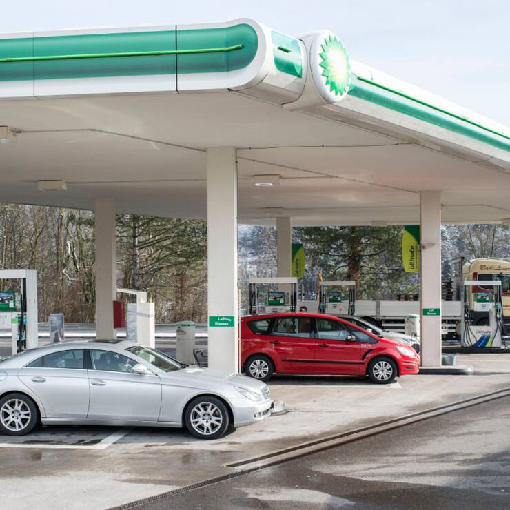 BP avait annoncé en début d'année un plan de redressement, impliquant une réduction des coûts, avec des milliers de pertes d'emplois à la clé et un recentrage sur les hydrocarbures. (archives)