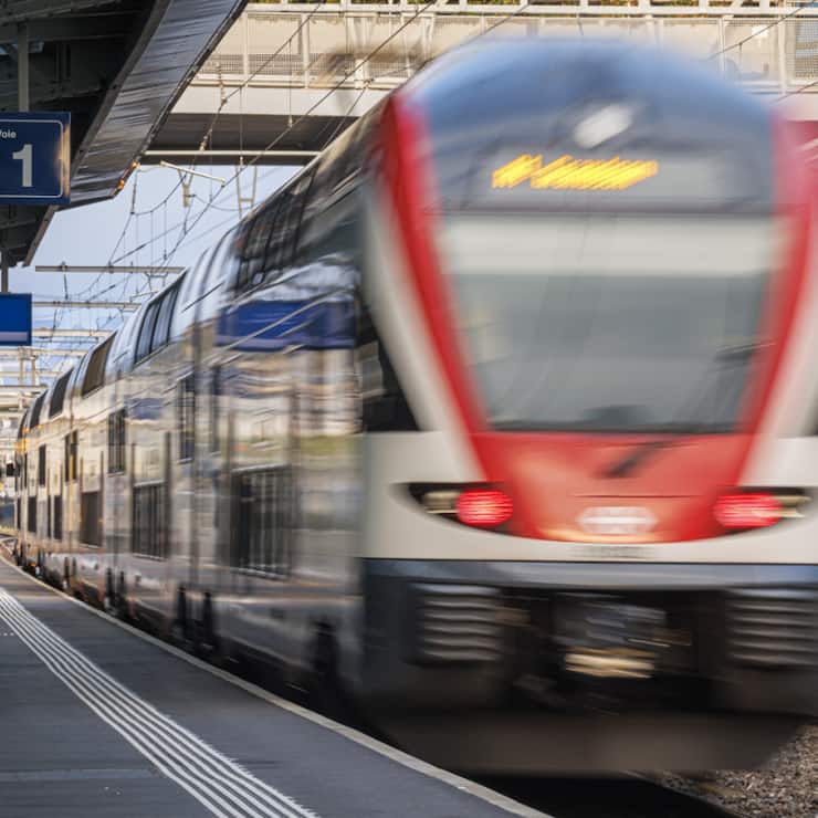 En Suisse romande, les nouvelles rames commandées par les CFF circuleront sur les lignes du RER Vaud et la ligne Martigny&#8211;Annemasse. Sur la photo, la gare de Renens (archives).