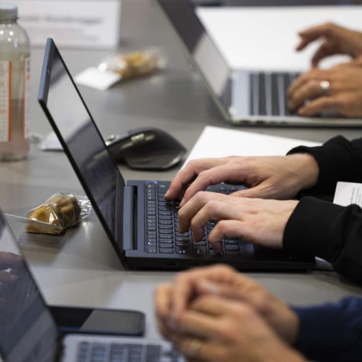 Le nombre d'arnaques à l'investissement en ligne est en hausse en Suisse (illustration).