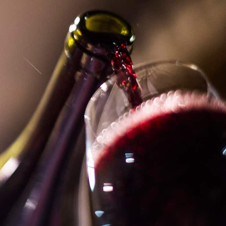 Les premiers bouchons de Beaujolais sont traditionnellement tirés le 3e jeudi du mois de novembre. (Image d'archives)