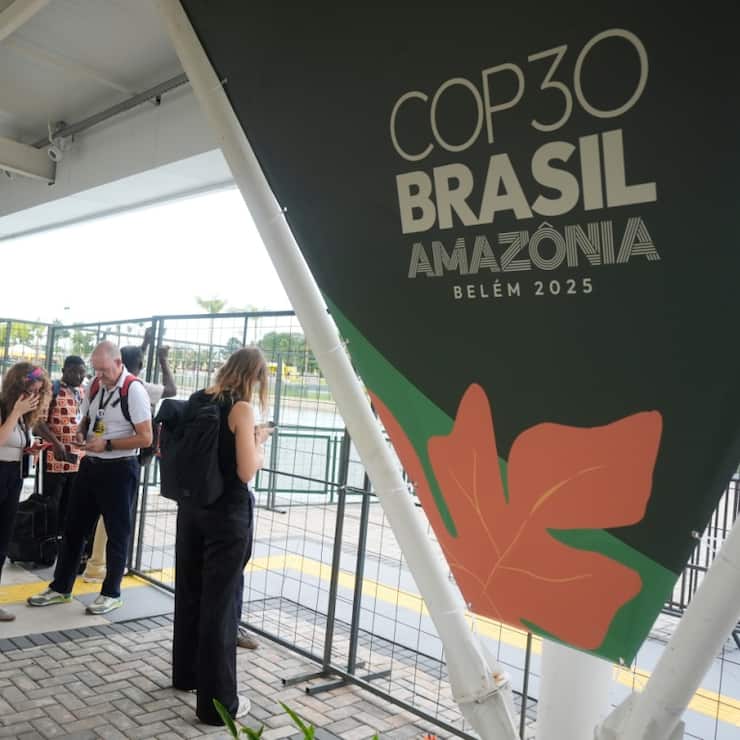 La COP30 devrait se terminer par un accord qui ne mentionne pas directement la sortie des énergies fossiles (archives).