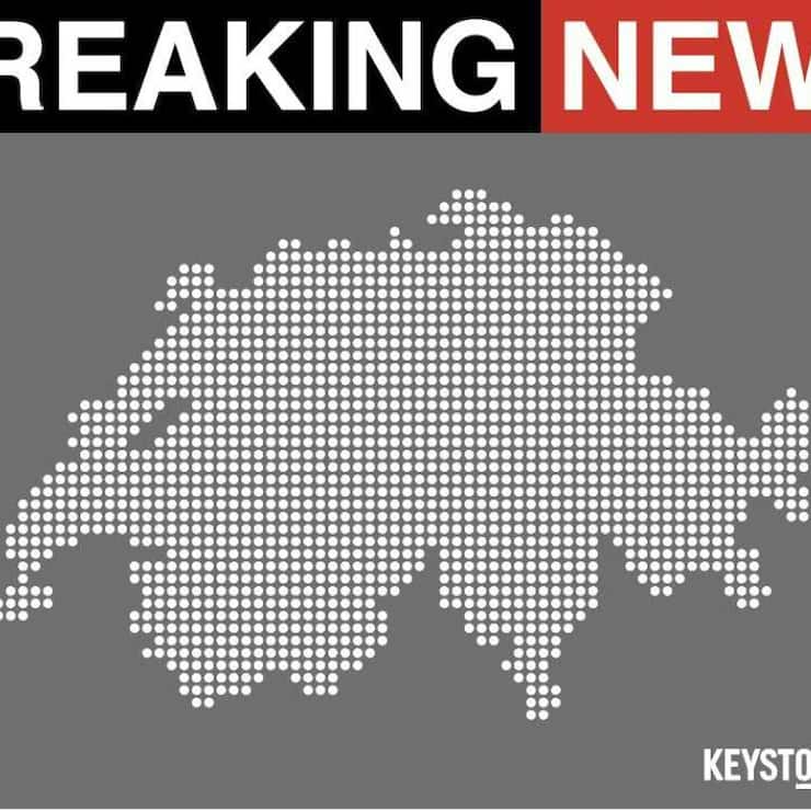 Des procédures visent cinq personnes soupçonnées d&#8217;avoir exploité des informations confidentielles liées aux cours de la bourse d&#8217;une entreprise suisse cotée et active à l&#8217;international.