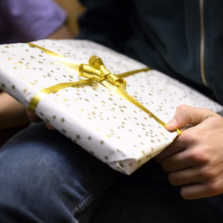 Un nombre croissant de Français proposent leurs cadeaux sur des sites de revente.