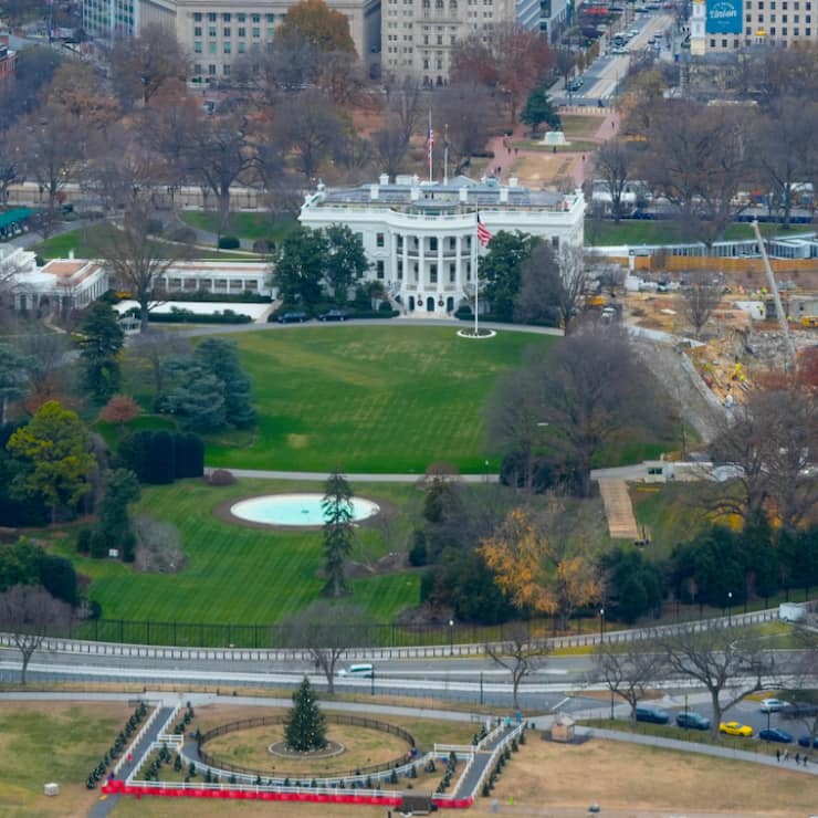 Donald Trump a déjà démoli l'aile est de la Maison-Blanche pour y construire une salle de bal de 1000 places (archives).