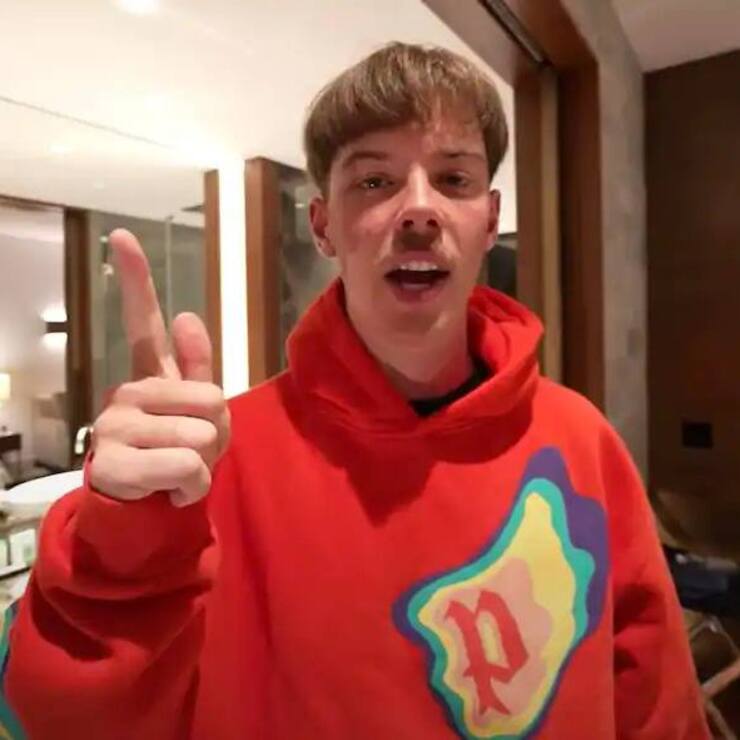 Adrian Vogt, alias Aditotoro