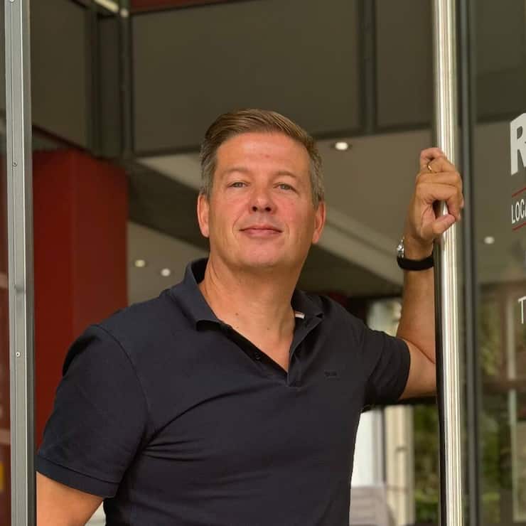 Olivier Nimis est le fondateur et CEO de Remicom