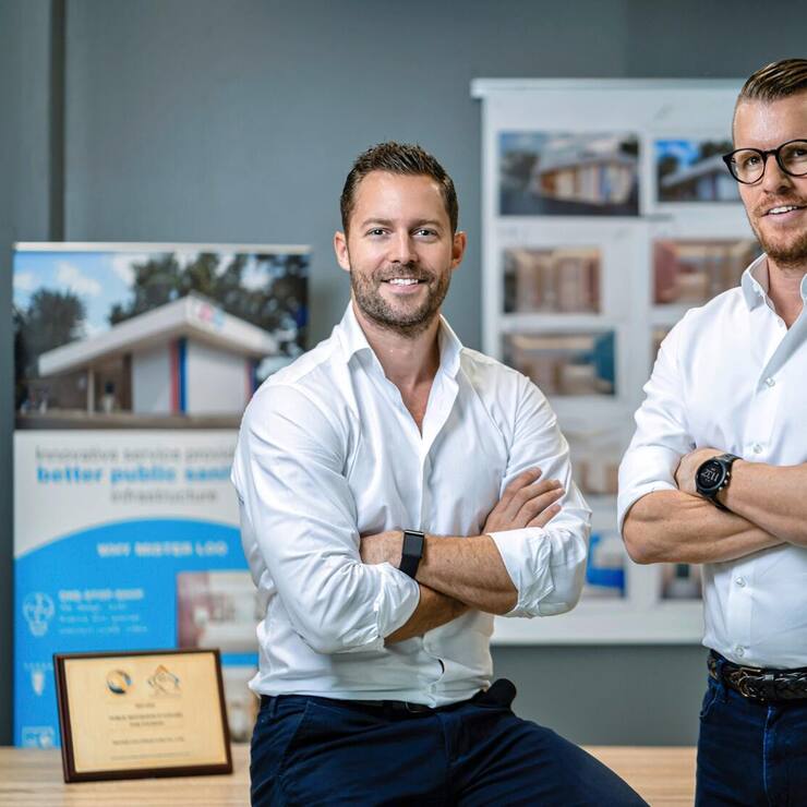 Andreas Wanner, 41 ans, et Dominik Schuler, 42 ans, fondateurs de Mister Loo.