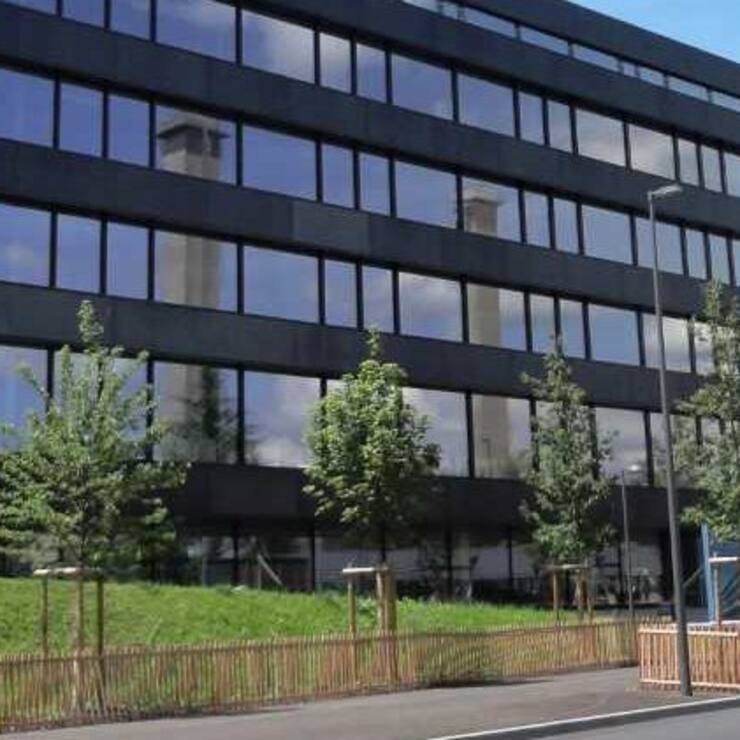 Repenser les anciens bâtiments de commerciaux sans cesser d’en construire de nouveaux