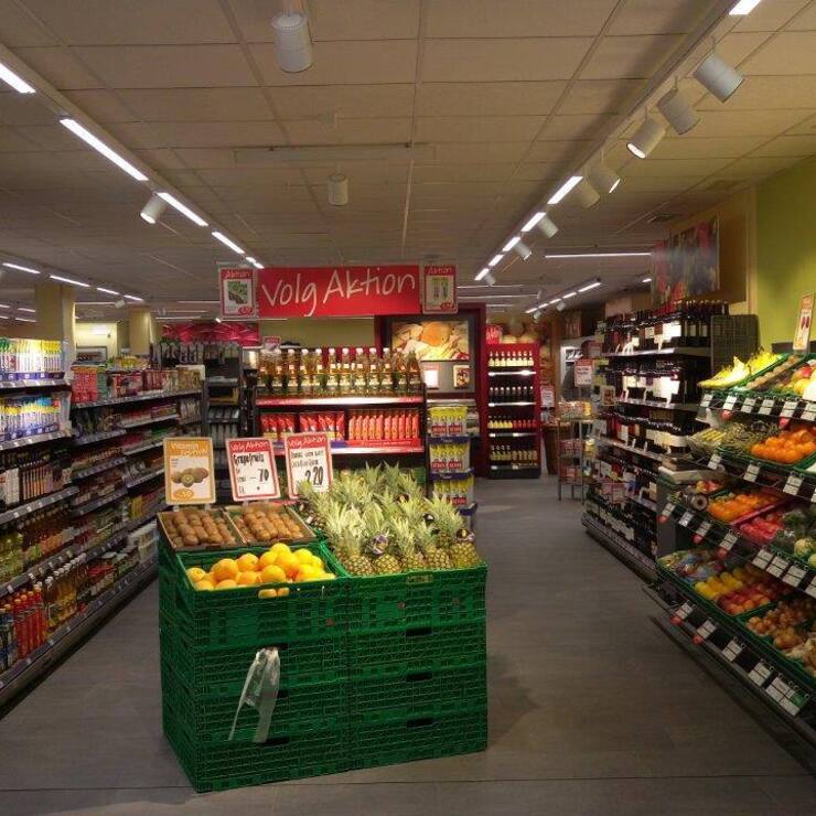 Nouvel éclairage et nouveaux frigos: le Volg de Nürensdorf fraîchement rénové.