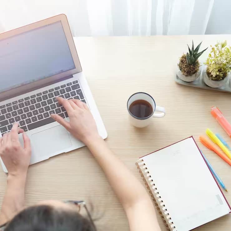 Comment bien utiliser chats, mails et visioconférences