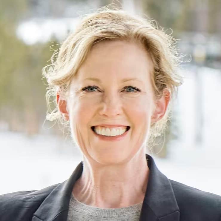 Kirsten Lynch