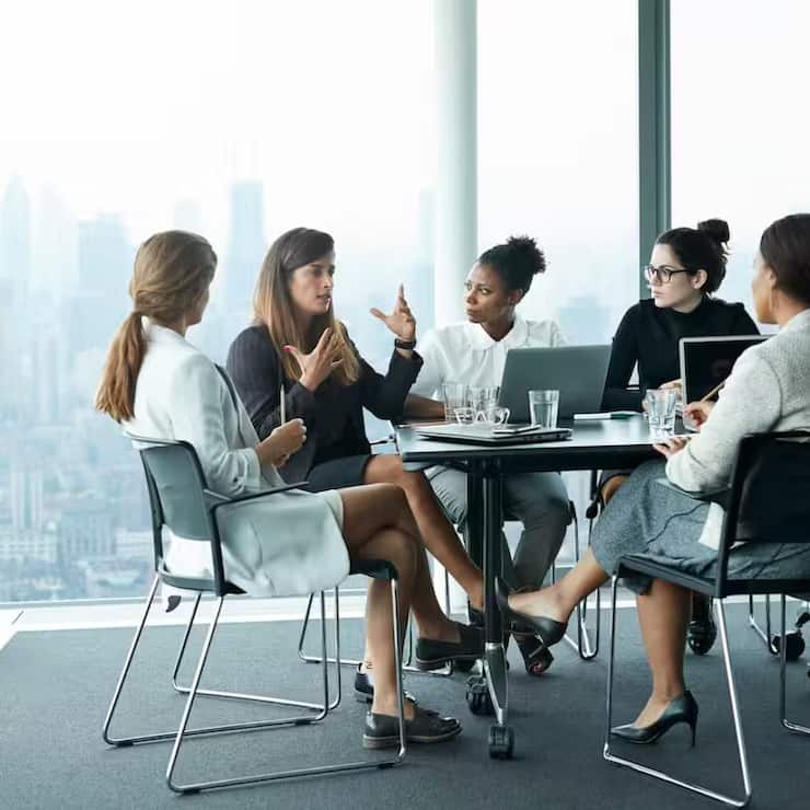 Un changement au niveau de la direction apporte souvent de l'incertitude.