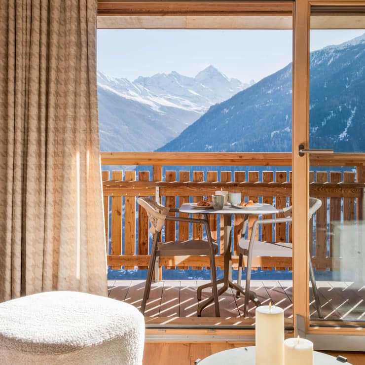 Dent Blanche Resort