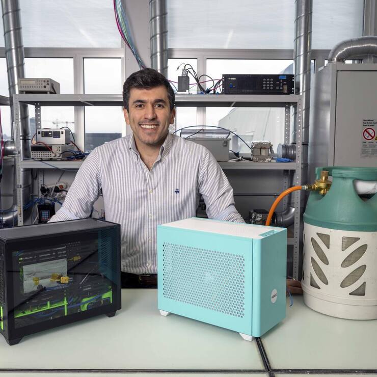 15 dÃ©cembre 2022 Renens Inergio est en train de se lancer Ã  l'assaut du marchÃ© avec ses piles Ã  combustible (au gaz) permettant d'avoir de l'Ã©nergie dans n'importe quel endroit de la planÃ¨te MAHMOUD Hadad patron PHOTO: PATRICK MARTIN/24HEURES