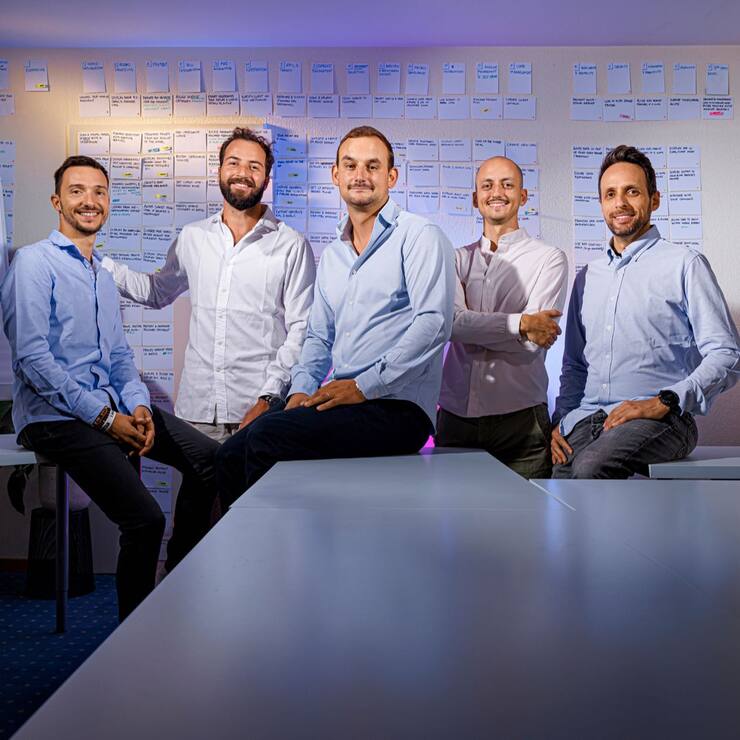 L’équipe de Sway Finance (au centre, le CEO Philippe Nicolet)