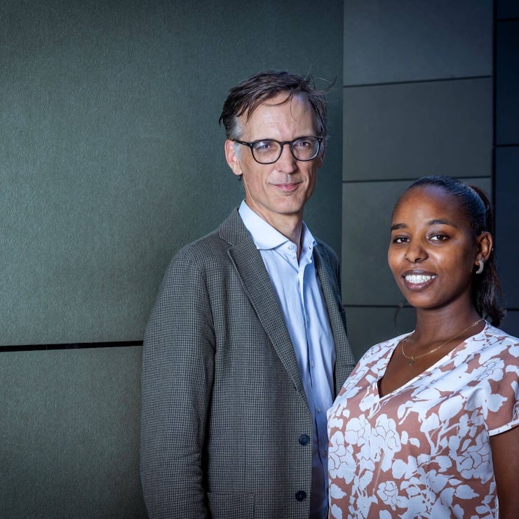 Alain Werner, directeur de Civitas Maxima et Feven Kiflom