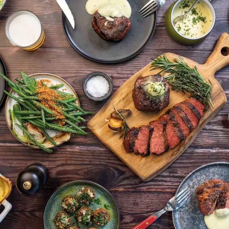 Fruit de plusieurs années de R&D, le steak végétal représente pour Planted le graal de la culture culinaire.