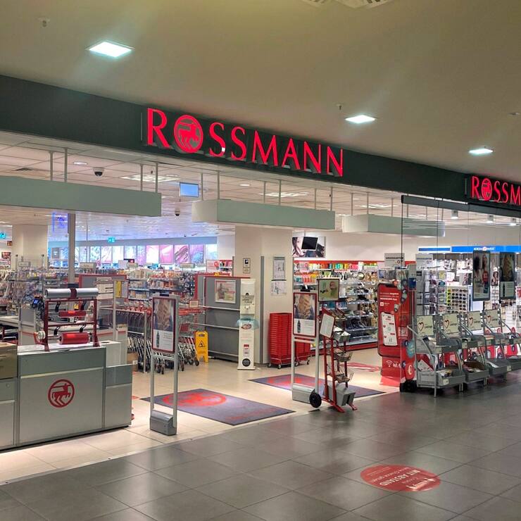 Le distributeur, qui affiche un assortiment de 15'0000 références, ambitionne d’ouvrir 100 enseignes en Suisse d'ici six ans.