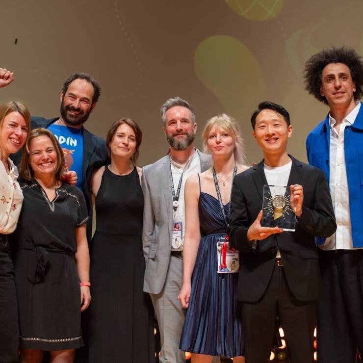 Les représentants du distributeur du jeu, Wilson Jeux, de Crocotame Illustration et d’Helvetiq à Cannes