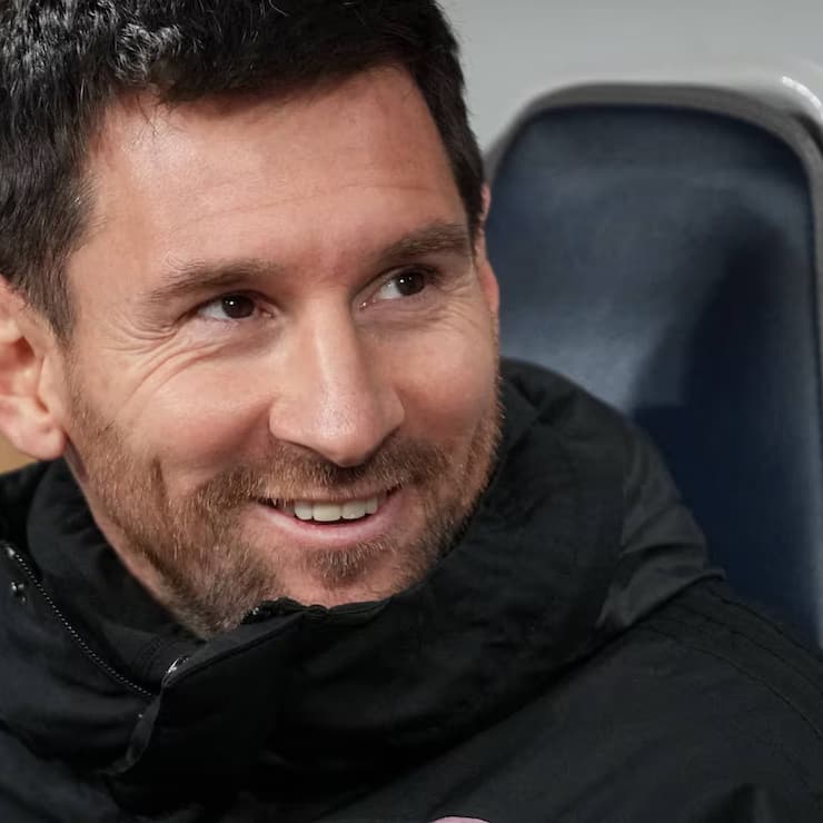 Lionel Messi tourne en bourrique l'éditeur Michel Lamunière.