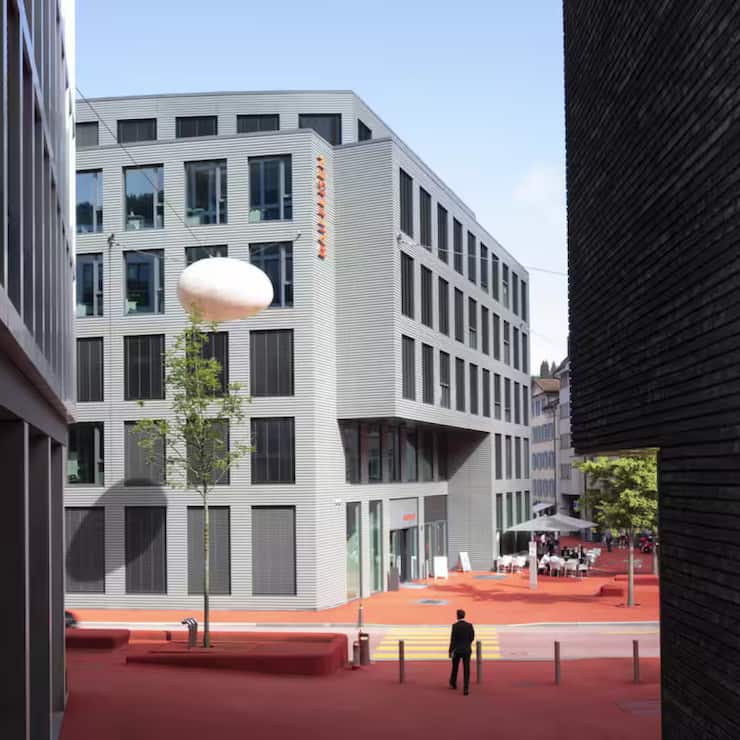 A partir du 1er juin, les employés de la banque devront passer au moins trois jours au bureau.