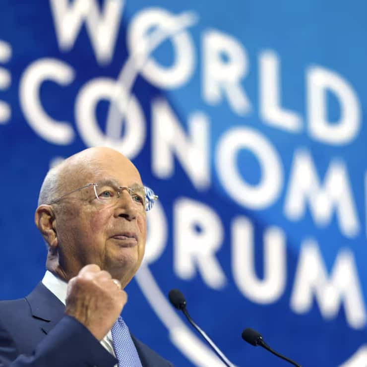Klaus Schwab, fondateur du WEF, se bat pour l'œuvre de sa vie.