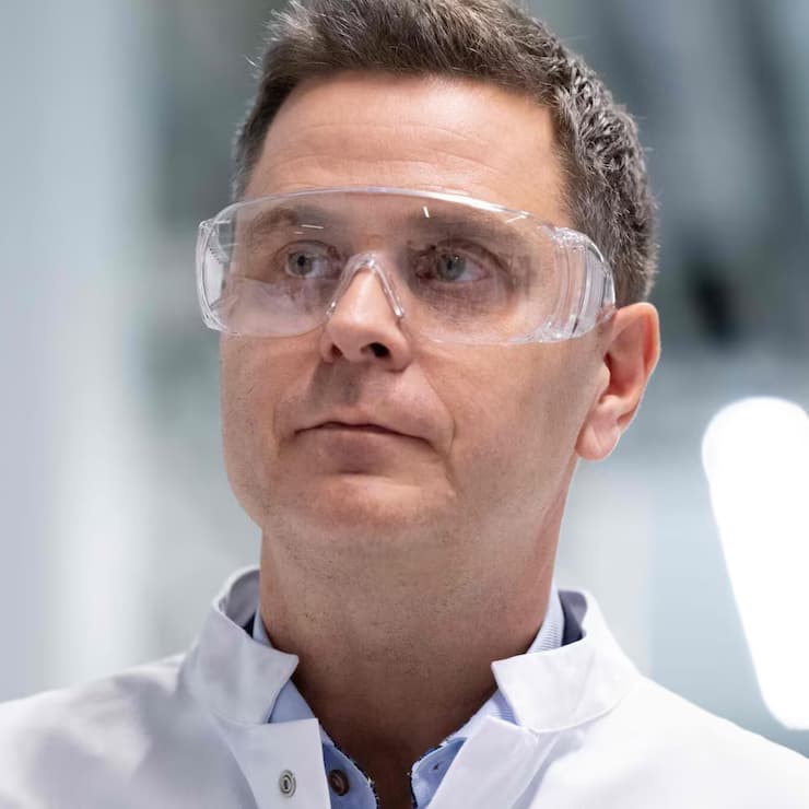  Thomas Schinecker, CEO de Roche.