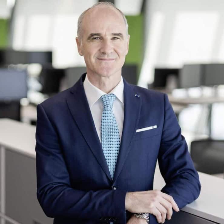 <p>Matthias Geissbühler (50 ans) est Chief Investment Officer du groupe Raiffeisen. Depuis 2018, il y développe les activités de placement.</p>