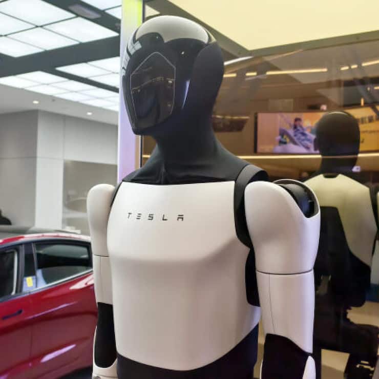 Tesla se concentre désormais sur les robots humanoïdes.