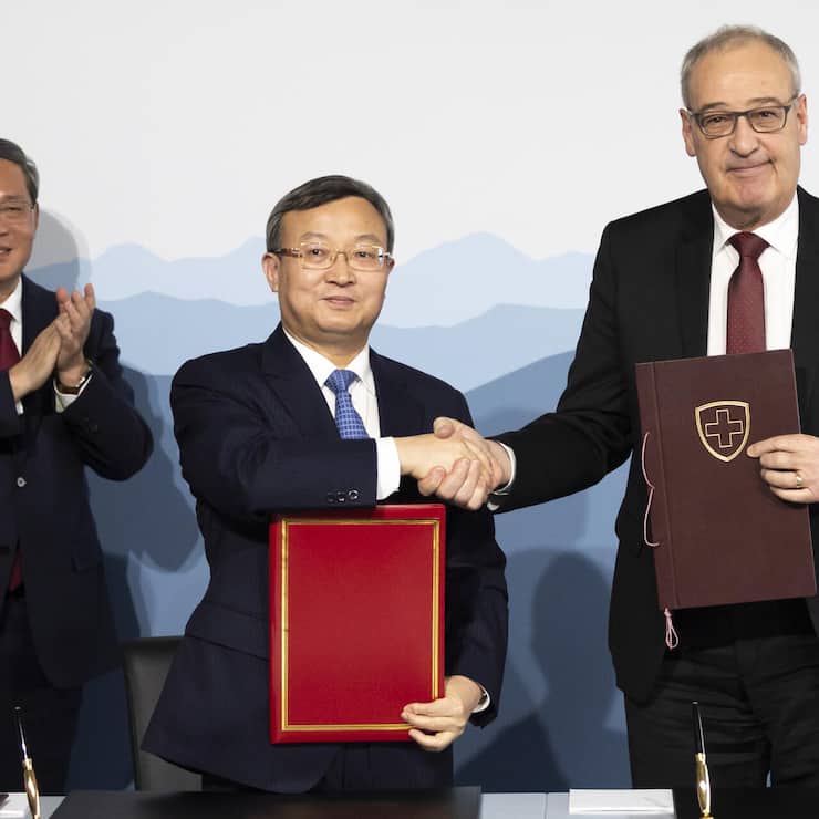 Guy Parmelin lors de sa rencontre à Berne le 15 janvier 2024 avec Wang Shouwen