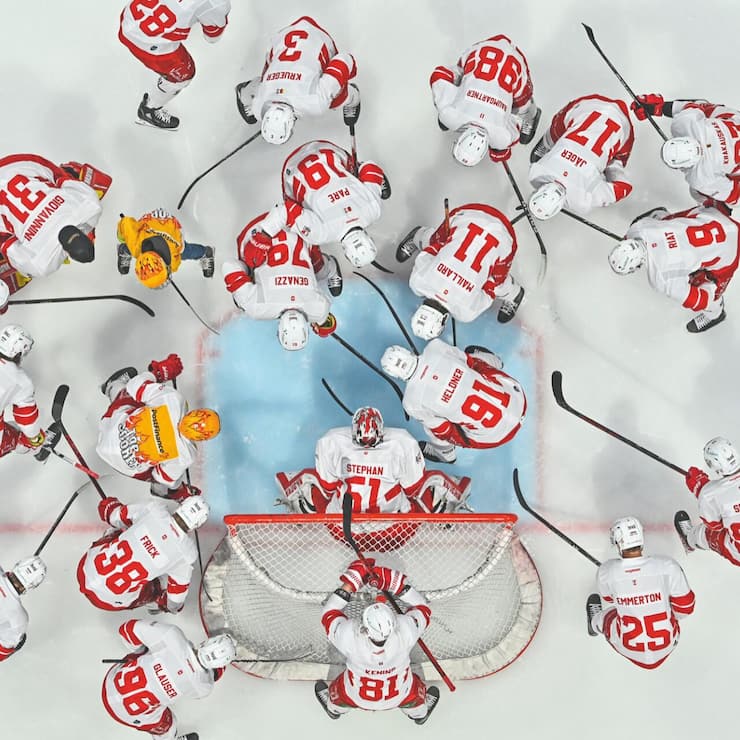 SCHWEIZ EISHOCKEY PLAYOFF FRIBOURG LAUSANNE