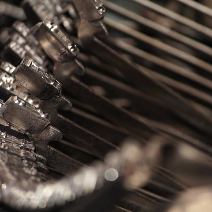 typewriter-111407_1920