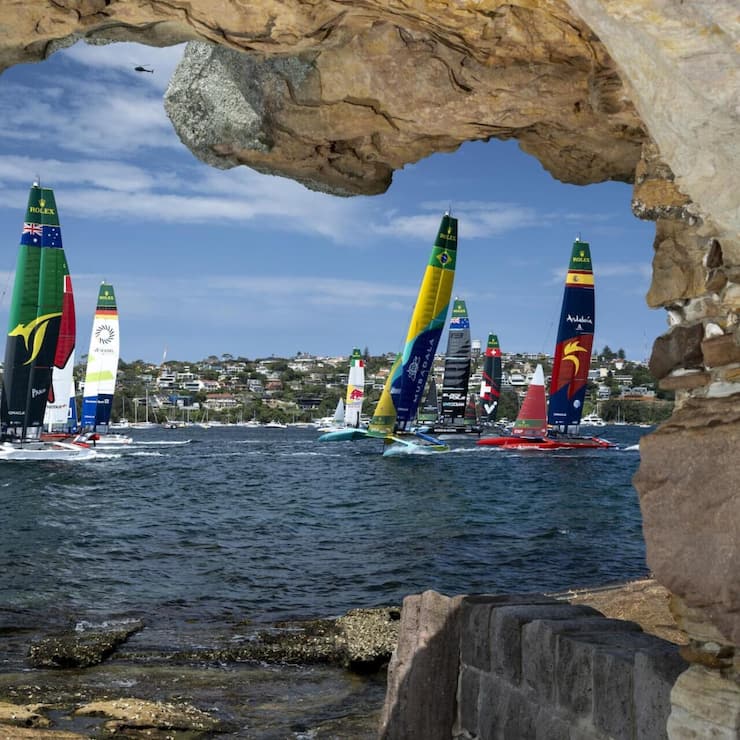 <p>Les catamarans Sail-GP, ici en course dans la baie de Sydney, concourront le week-end prochain à Genève.</p>