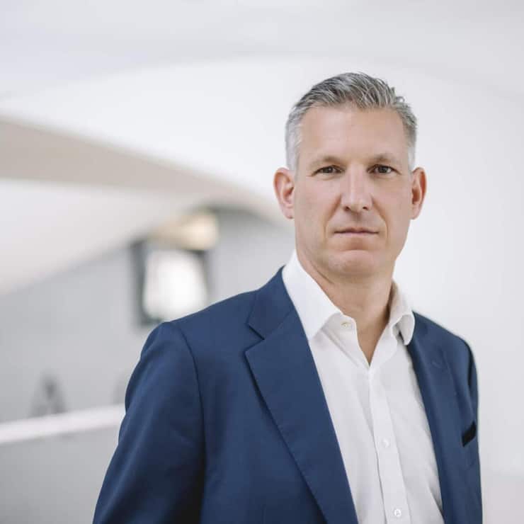 <p>Le nouveau CEO de Nestlé, Philipp Navratil, doit encore augmenter le dividende pour endiguer la perte de confiance.</p>