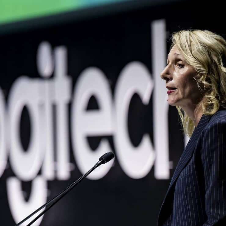 <p>Hanneke Faber, PDG de Logitech : le groupe réalise plus d'un quart de son chiffre d'affaires dans le domaine du jeu.</p>