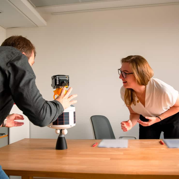 Pave assurera la mise en orbite du satellite HummingSat de Swissto12.