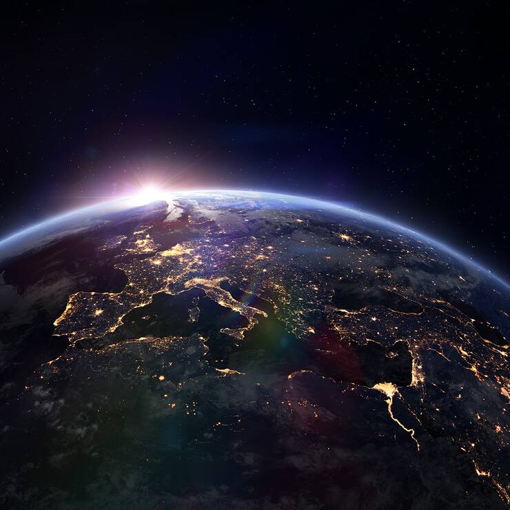 istock-1070110506_72