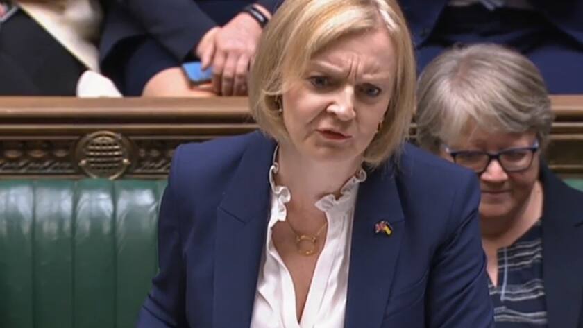 La nouvelle Première ministre britannique Liz Truss Liz Truss a fait face mercredi à sa première séance de questions au Parlement en tant que cheffe du gouvernement.