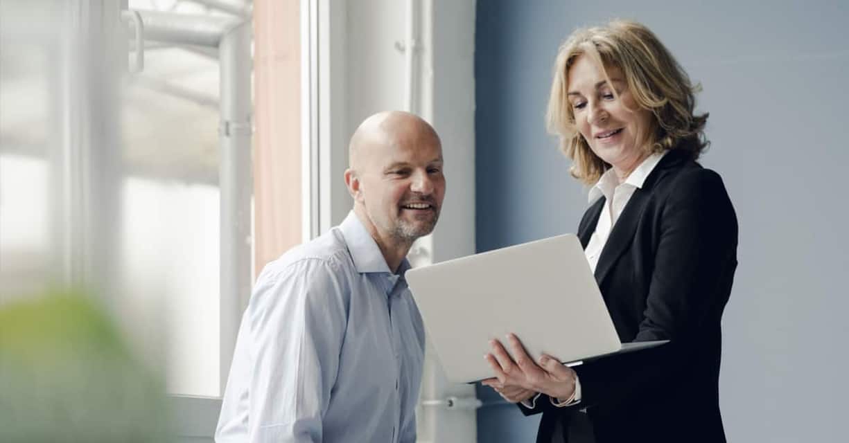 un manager proche de ses employés