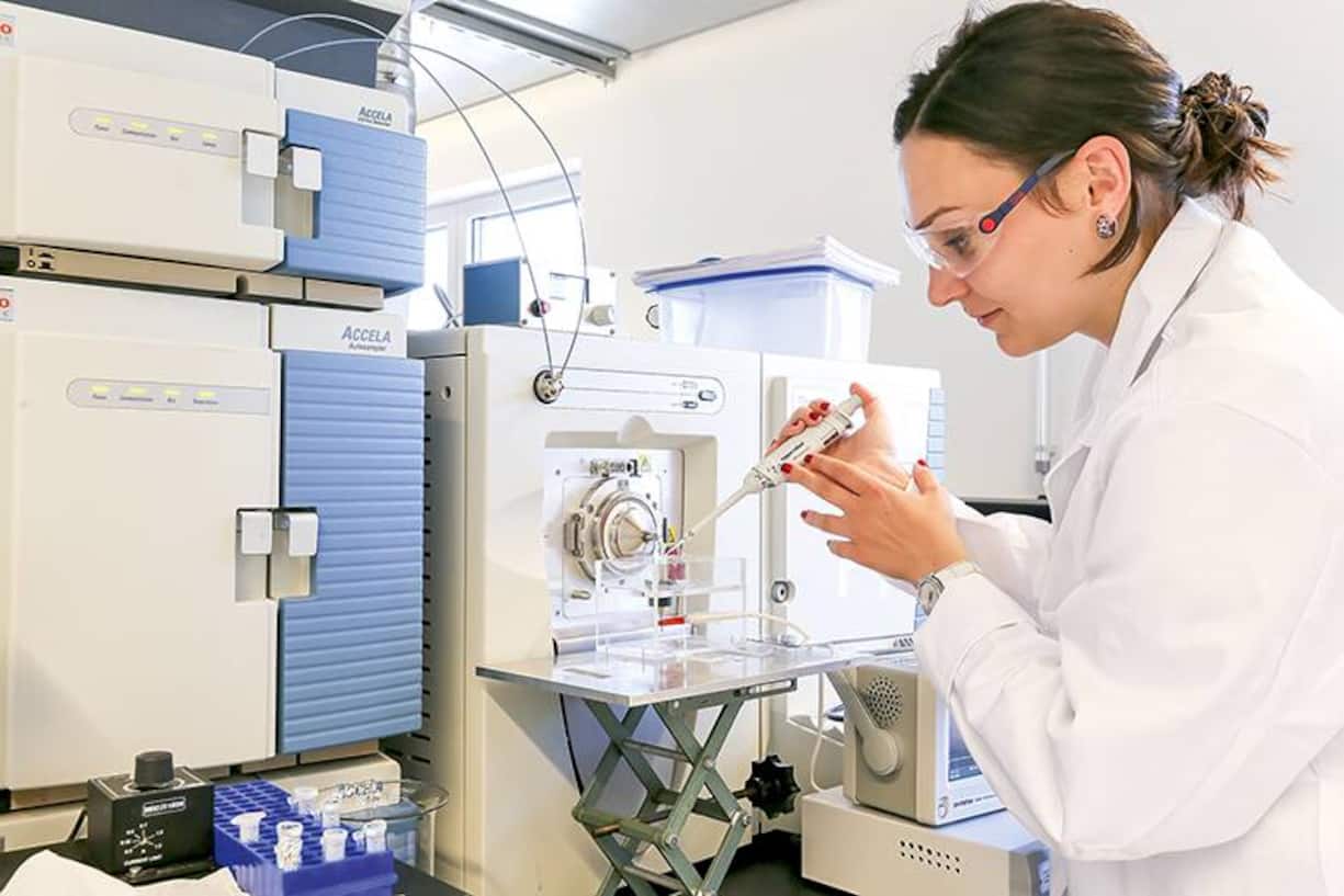 file74y3r7f4l6t28pet3rb