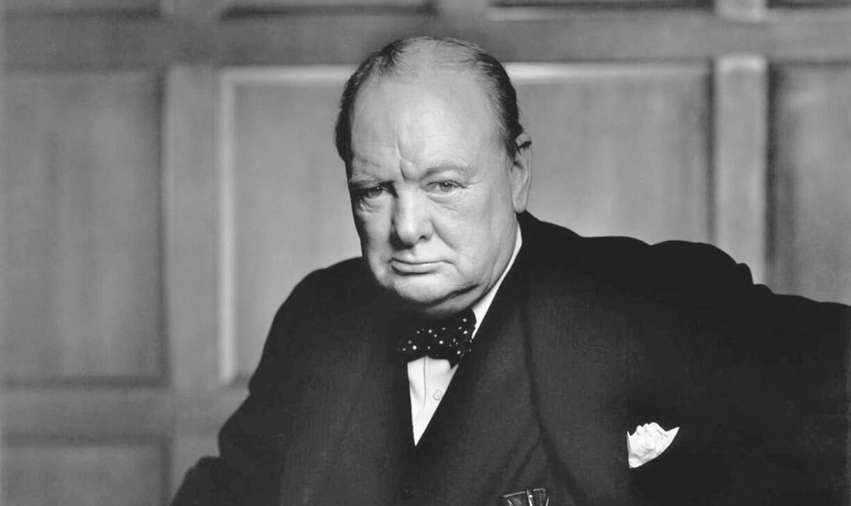 A sa table imaginaire mangerait Winston Churchill.