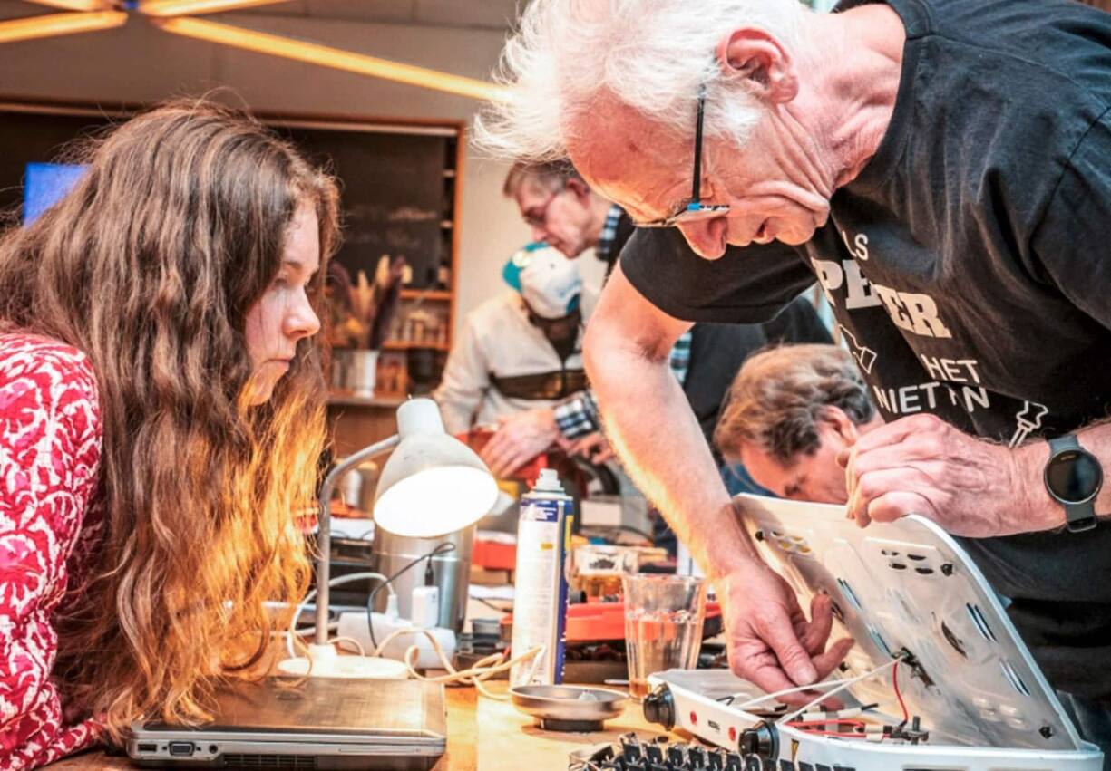 Le concept  des repair cafés a été imaginé par Martine Postma, une militante écologiste