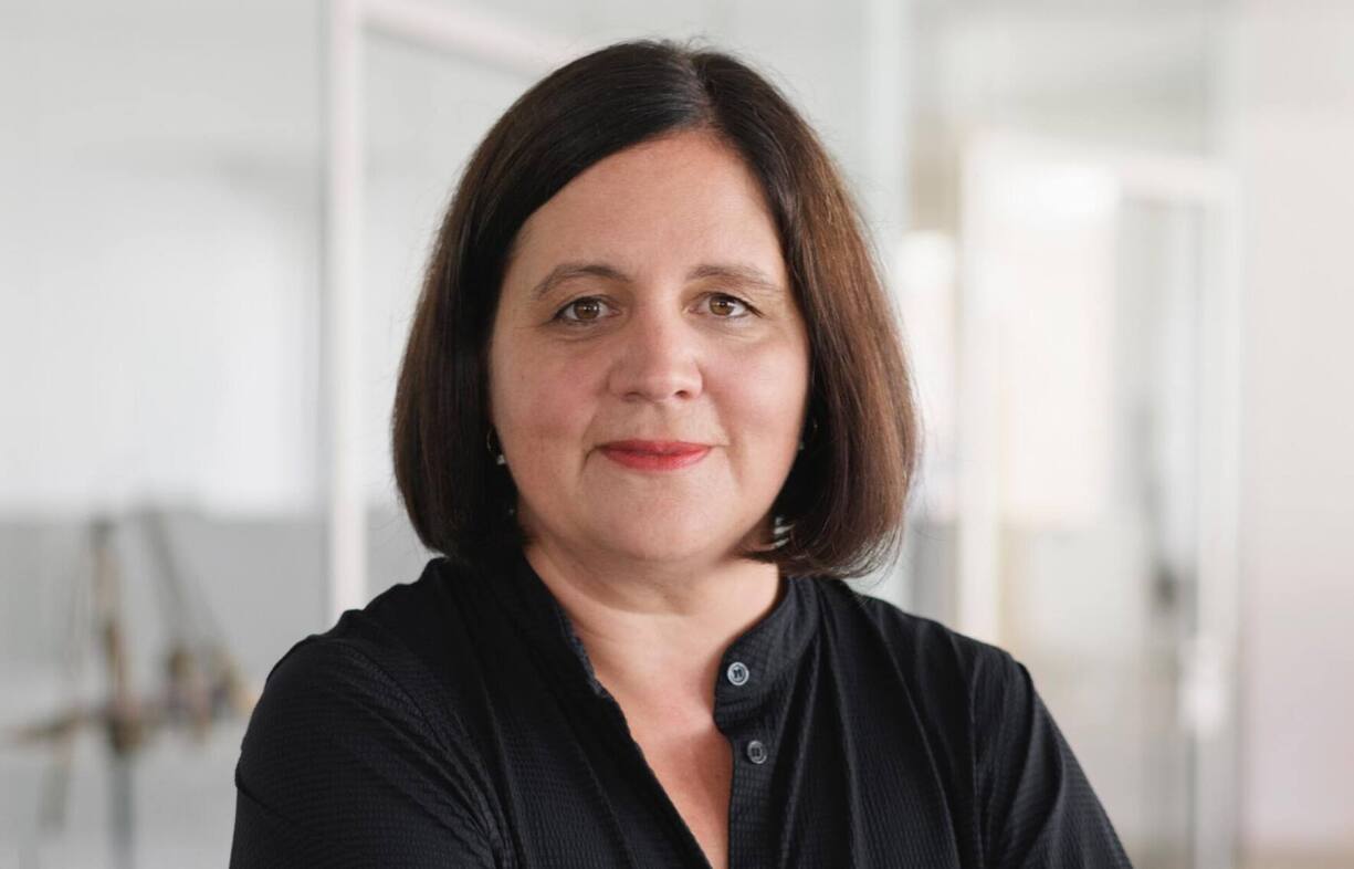 Nadja Perroulaz développe et conseille dans les domaines des plateformes web, des boutiques en ligne et des applications mobiles.