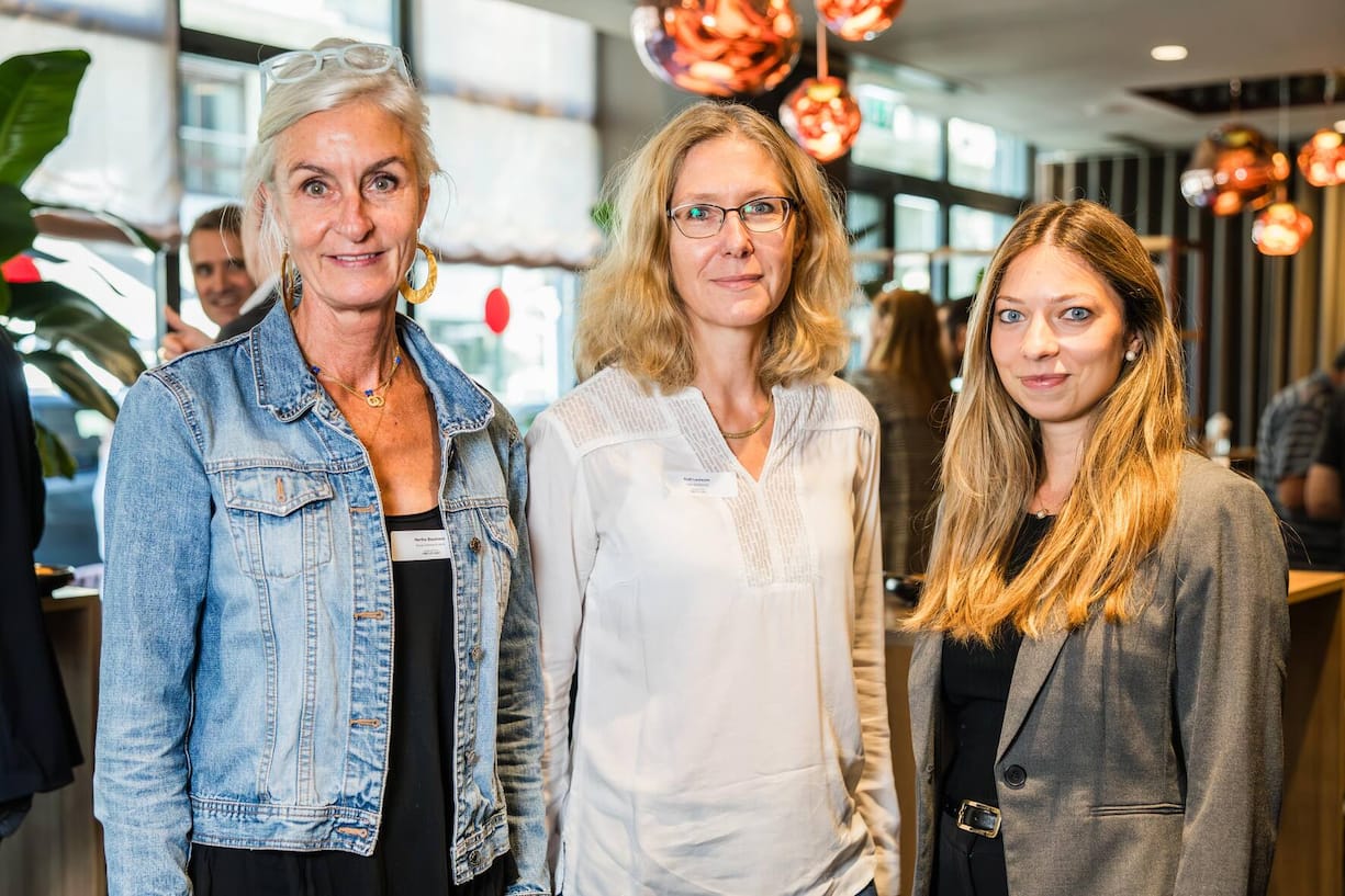 Herta Baumann, Voxia Communication, Ruth Leutwyler,