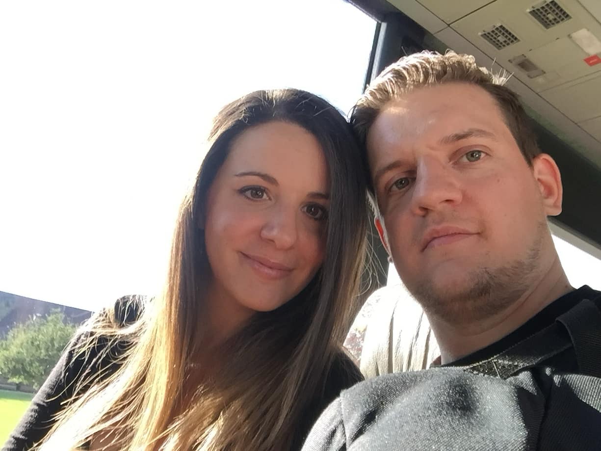 Marc Oehler avec sa compagne, Nazali, avec qui il a eu trois enfants.