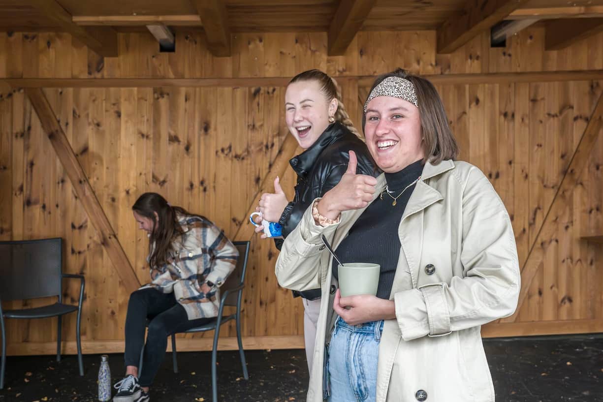 Fondation Domus GFCH Friendly Work Space Begrüssung neuer Mitarbeiter