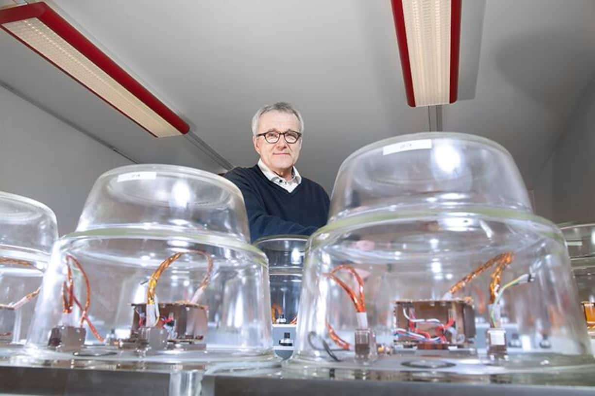 file6z2bvgeqs9s11ebf8g99