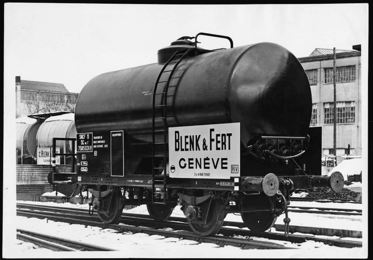 Historiquement, Fert s’est construite à partir du transport du vin, par trains puis par bateaux-­citernes.