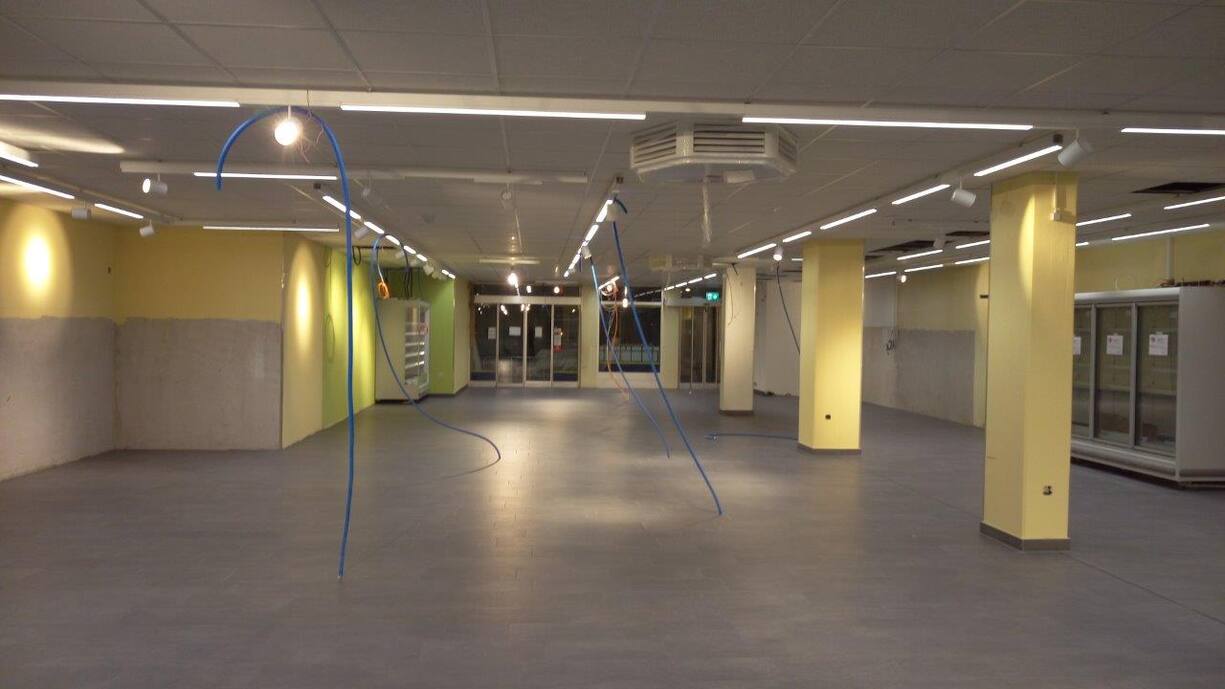 Le magasin pendant les rénovations.